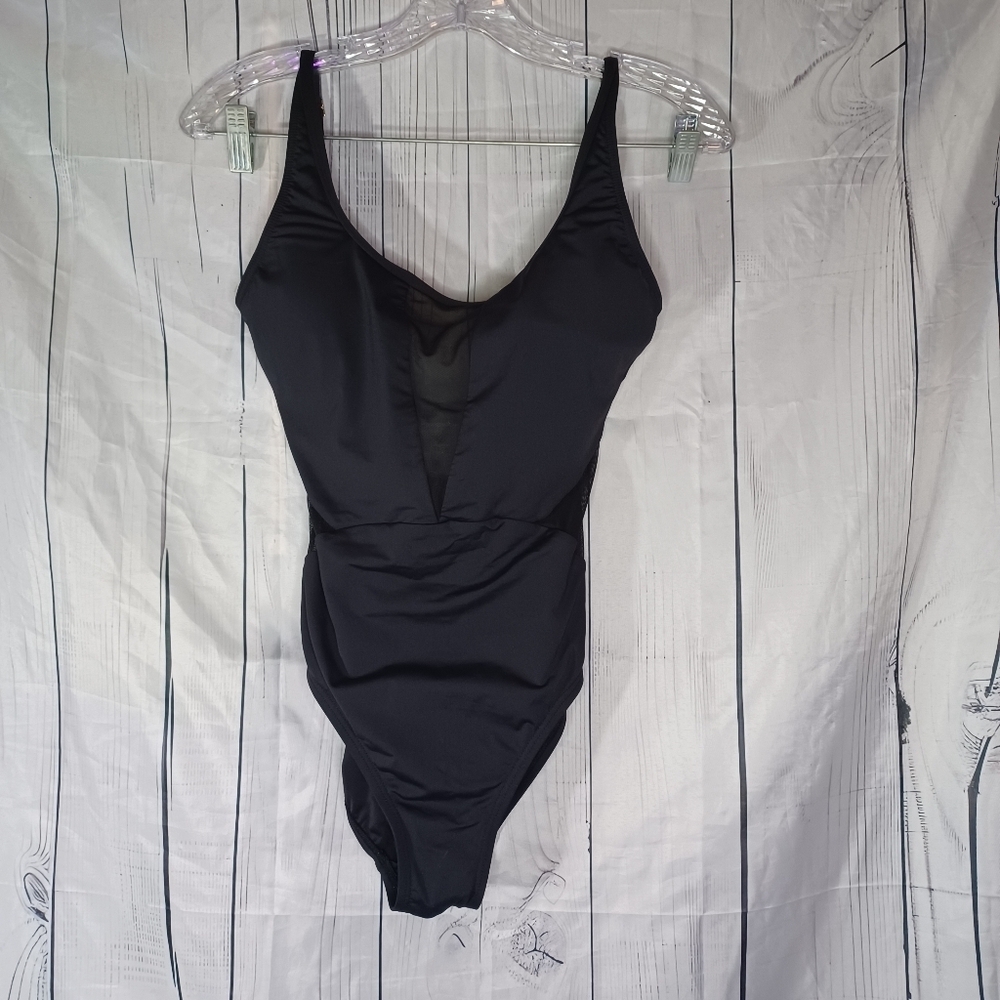 La Blanca Island Goddess Minimalist Black One-Piece Swimsuit